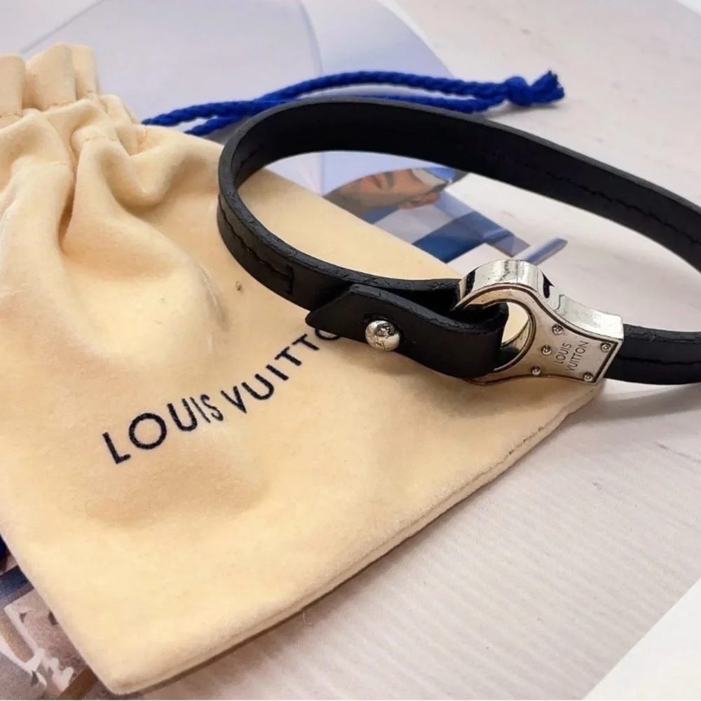 Authentic Louis Vuitton Monogram M6290 Bracelet – Black Leather W/Box & Dust Bag